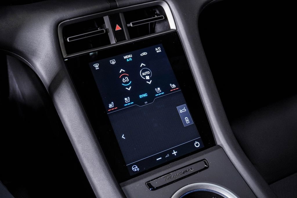 New 2026 Porsche Taycan image 23