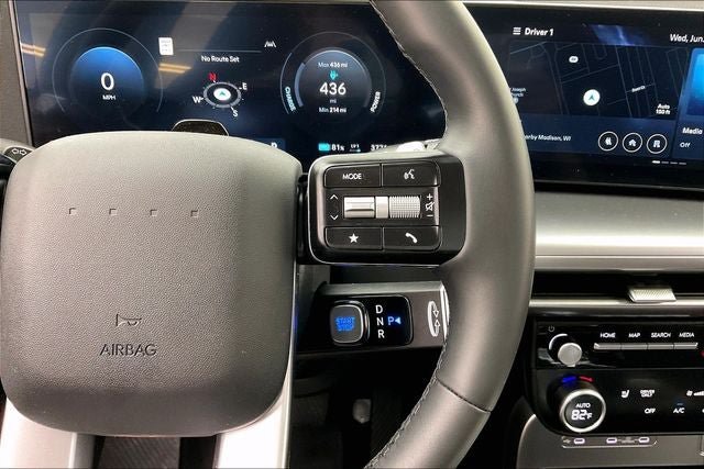 Certified 2026 Hyundai Ioniq 9 S RWD image 23