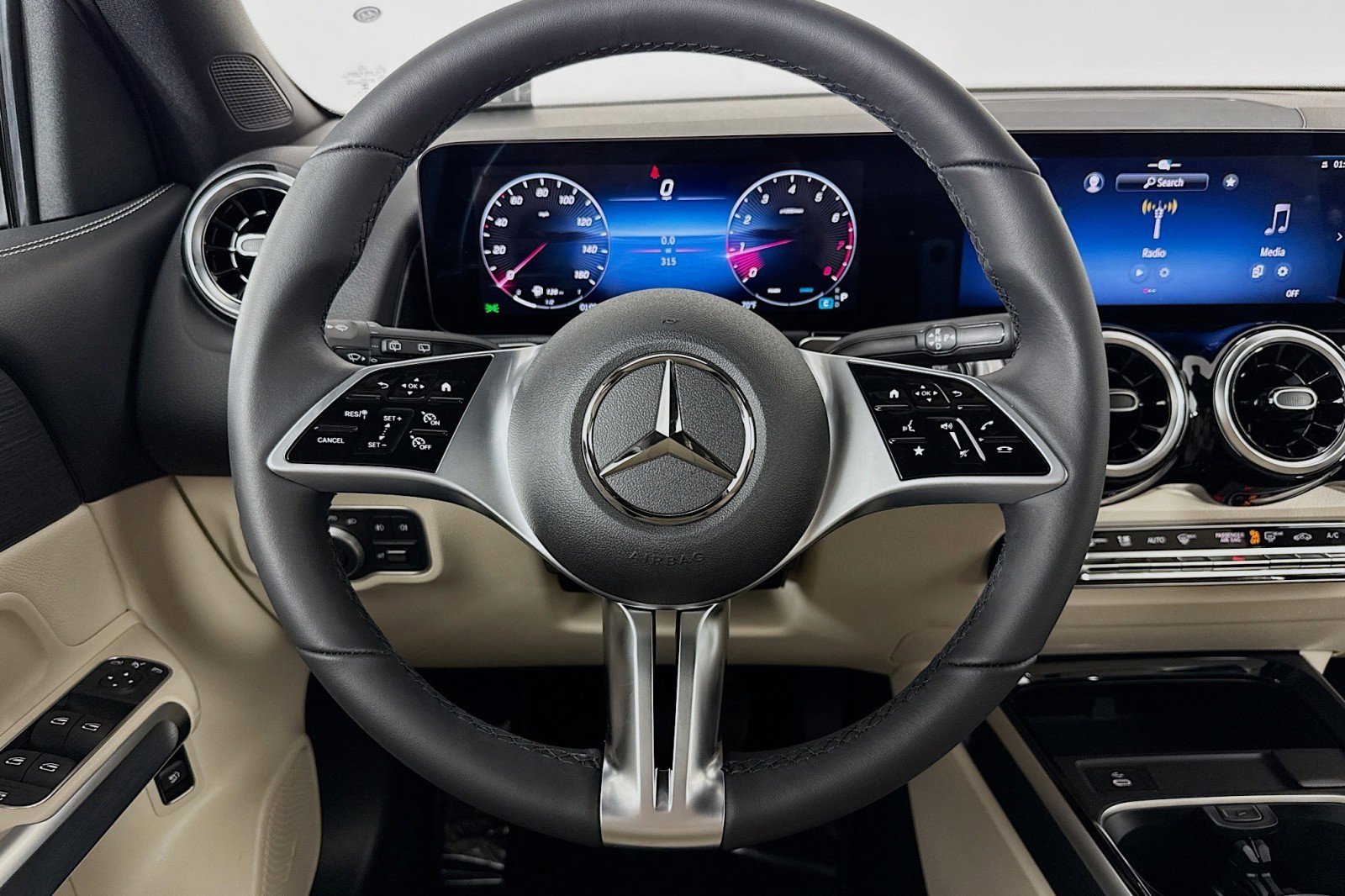 Certified 2026 Mercedes-Benz GLB 250 GLB 250 image 18