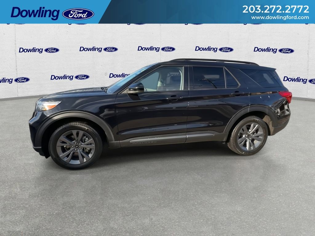 Used 2022 Ford Explorer XLT w/ Equipment Group 202A image 7