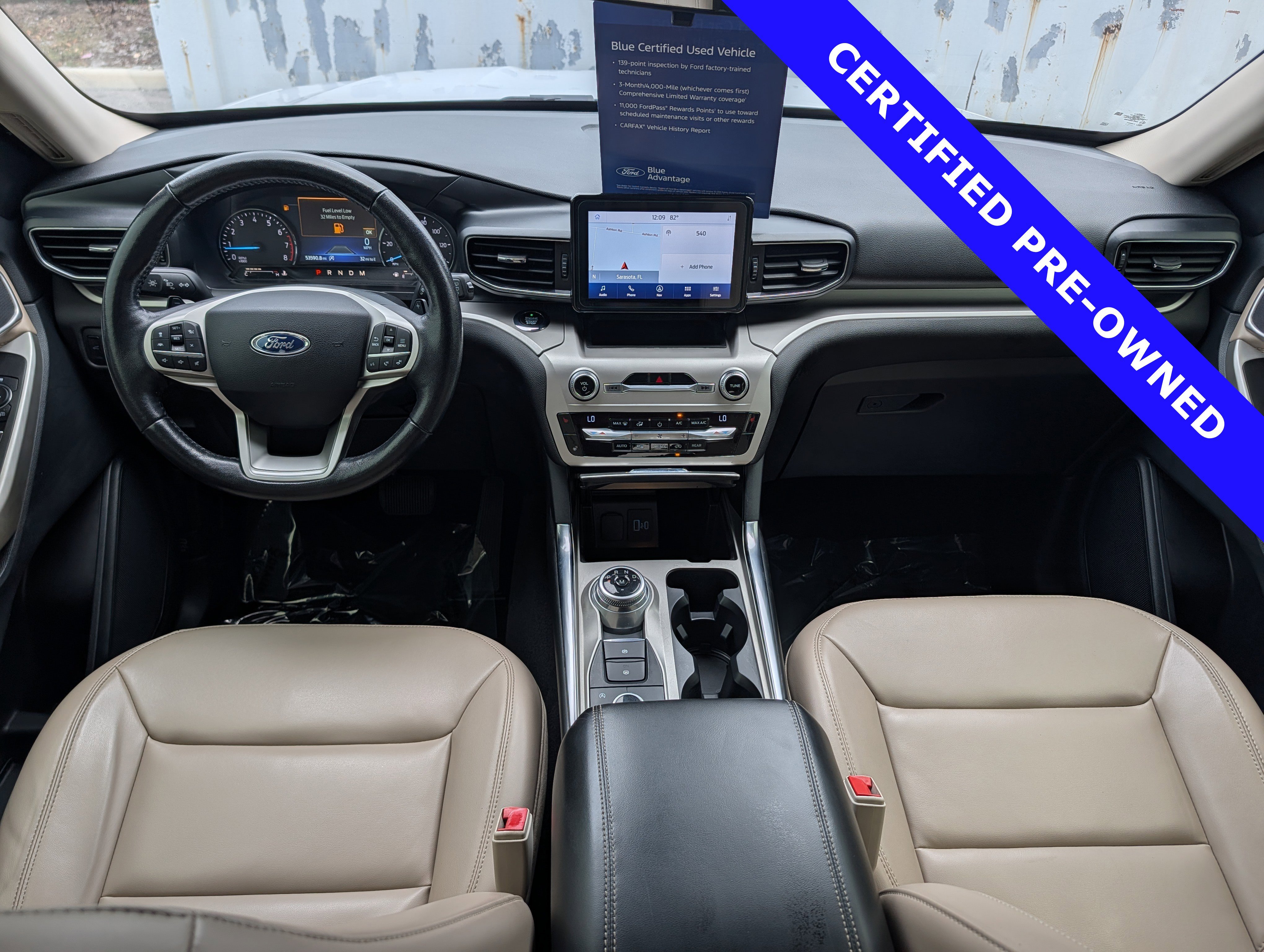 Certified 2021 Ford Explorer XLT w/ Equipment Group 202A AWD/4WD image 17