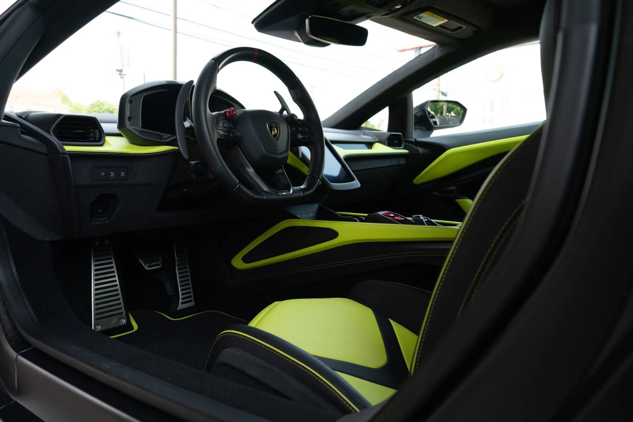 Used 2024 Lamborghini Revuelto AWD/4WD image 52
