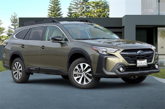 Used 2025 Subaru Outback Premium w/ Popular Package #1 image 2
