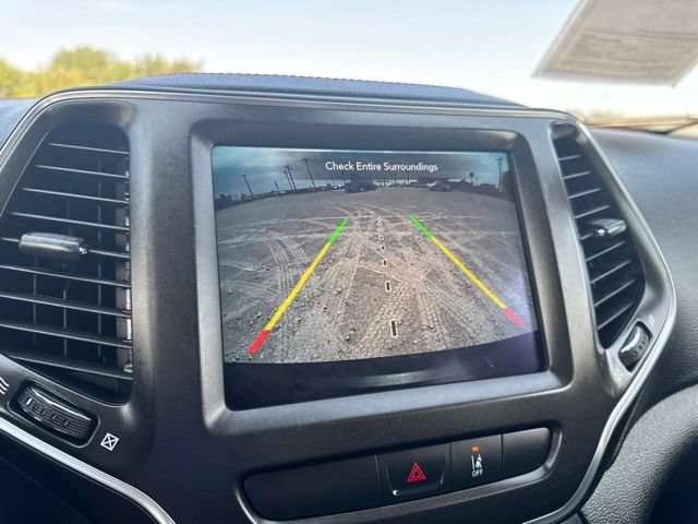 Used 2022 Jeep Cherokee Trailhawk w/ Sound & Nav Group AWD/4WD image 17