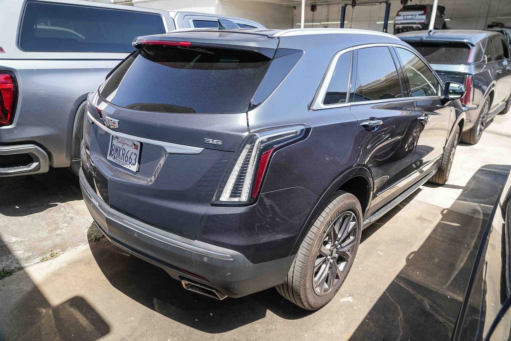 Used 2019 Cadillac XT5 Luxury w/ Sport Package FWD image 7