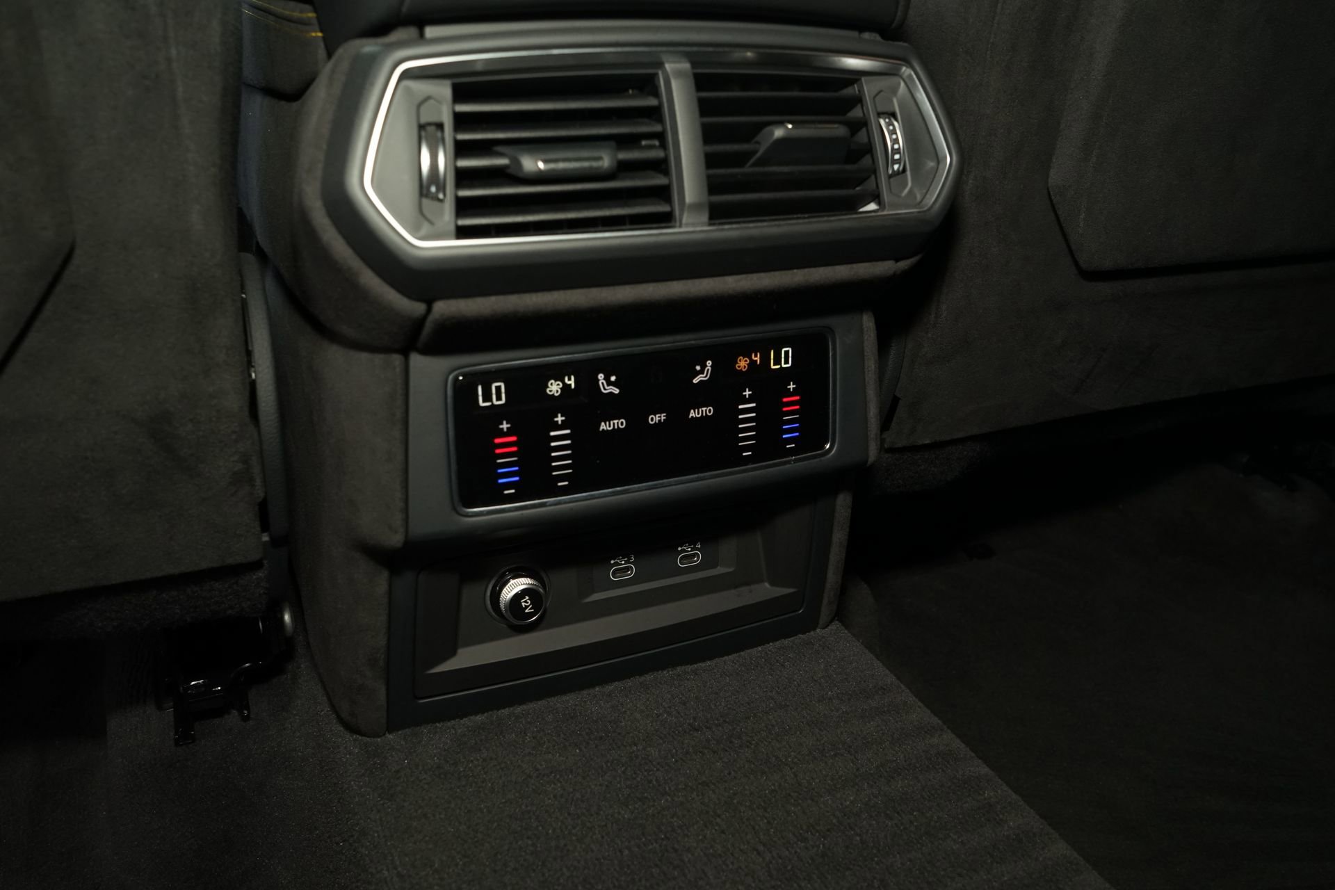 Used 2023 Lamborghini Urus S image 23