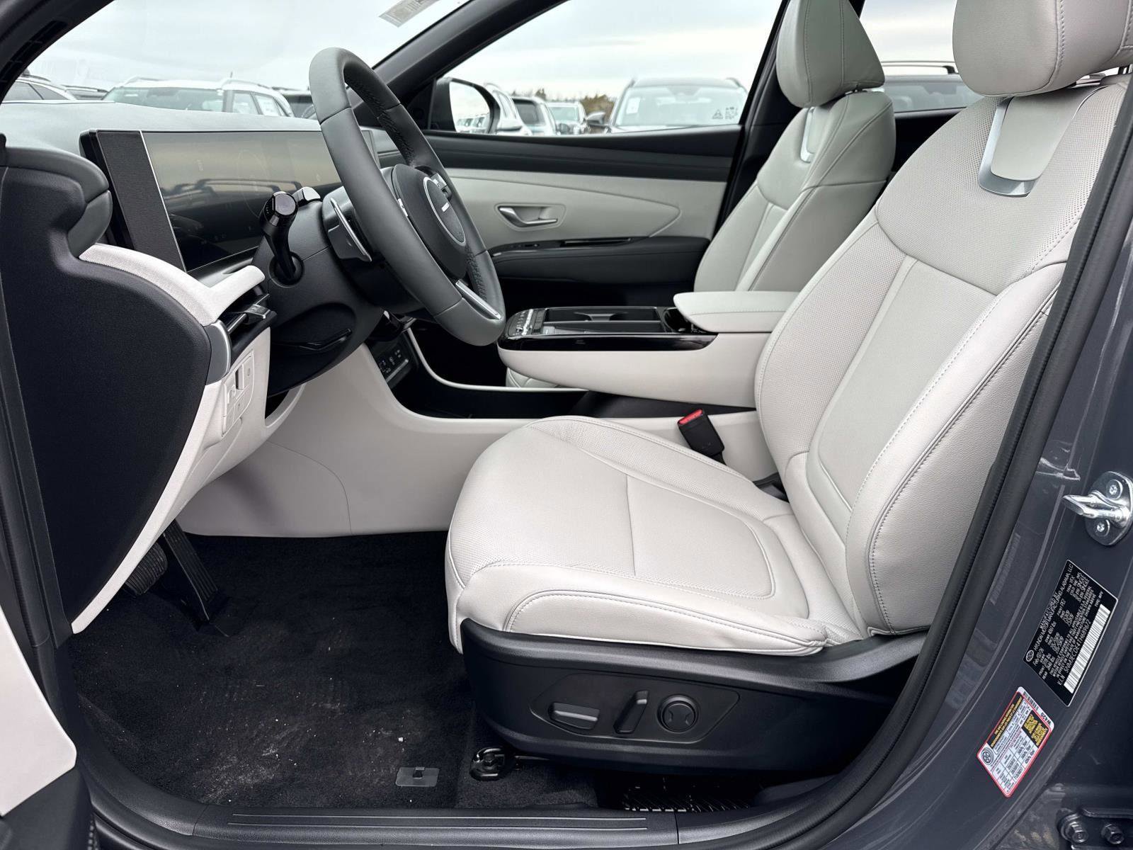 New 2026 Hyundai Tucson Limited AWD/4WD image 10