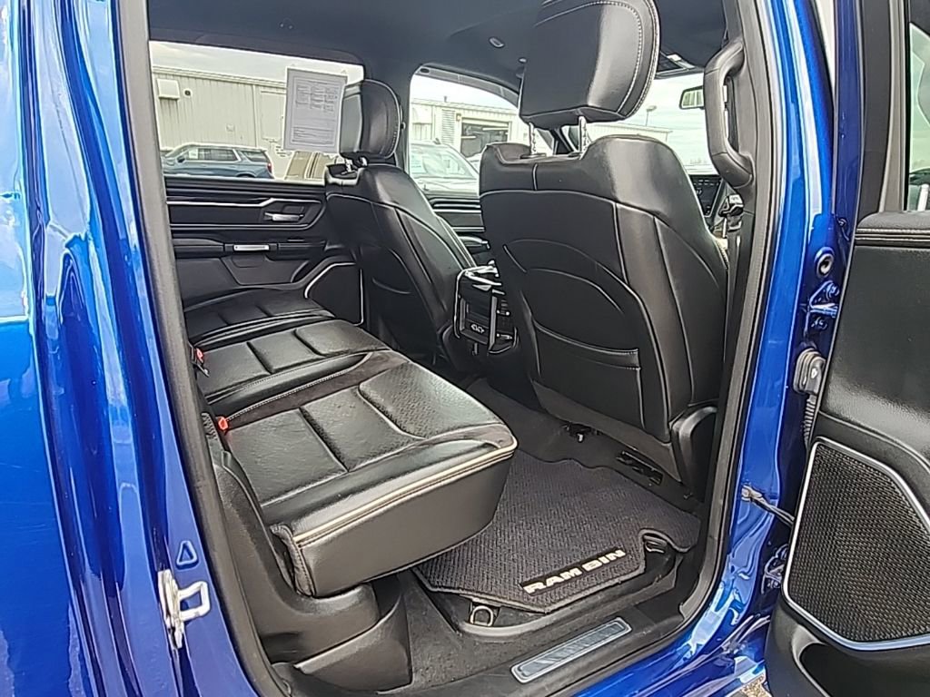 Used 2019 RAM 1500 Laramie w/ Sport Appearance Package image 12