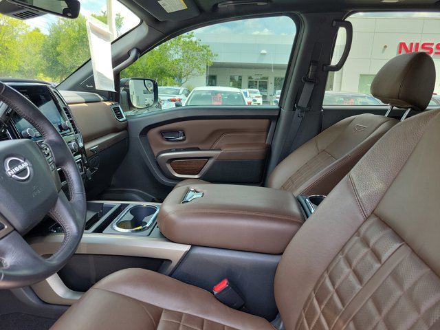 Used 2023 Nissan Titan Platinum Reserve w/ Moonroof Package AWD/4WD image 17