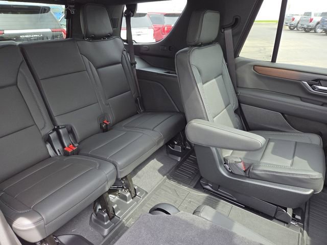 New 2026 GMC Yukon Denali w/ Denali Reserve Package AWD/4WD image 32