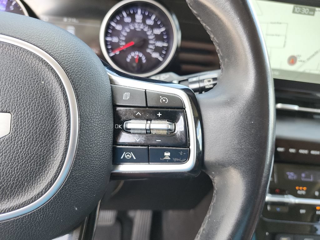Used 2022 Kia Carnival SX FWD image 29