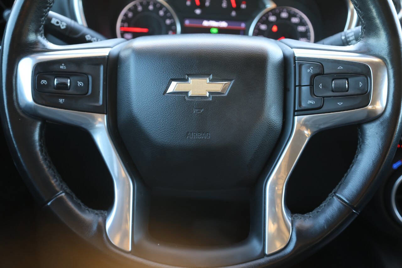 Used 2020 Chevrolet Blazer LT w/ Sound & Technology Package AWD/4WD image 18