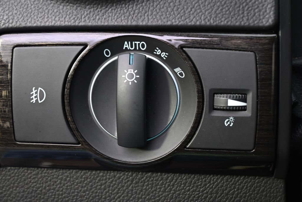 Used 2014 Chevrolet Captiva Sport LS FWD image 24