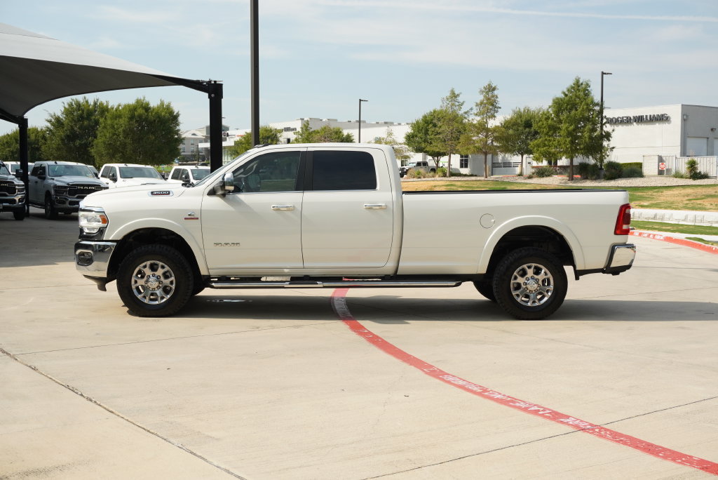 Used 2021 RAM 3500 Laramie AWD/4WD image 2