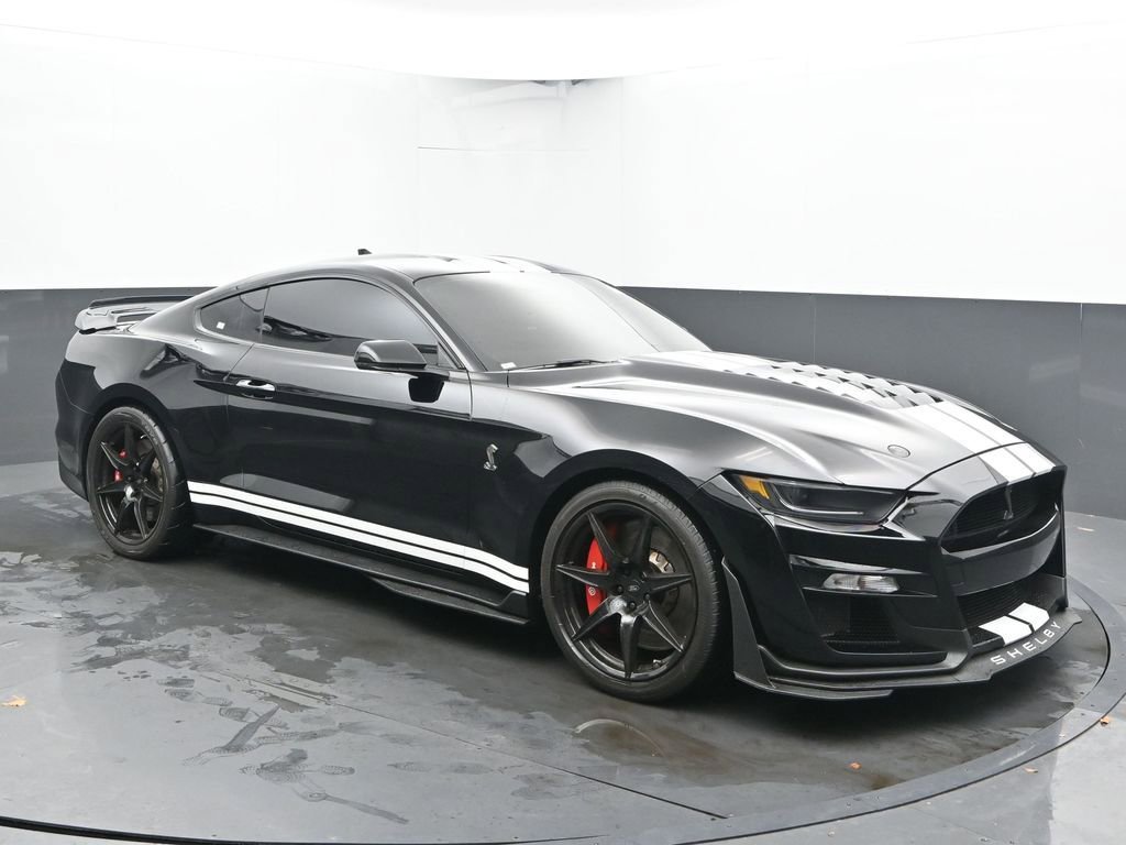 Used 2020 Ford Mustang Shelby GT500 w/ Technology Package image 3