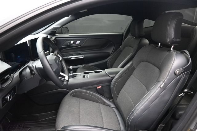 Used 2024 Ford Mustang GT RWD image 7