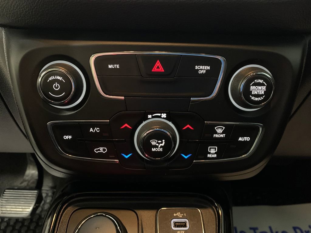 Used 2021 Jeep Compass Latitude AWD/4WD image 24