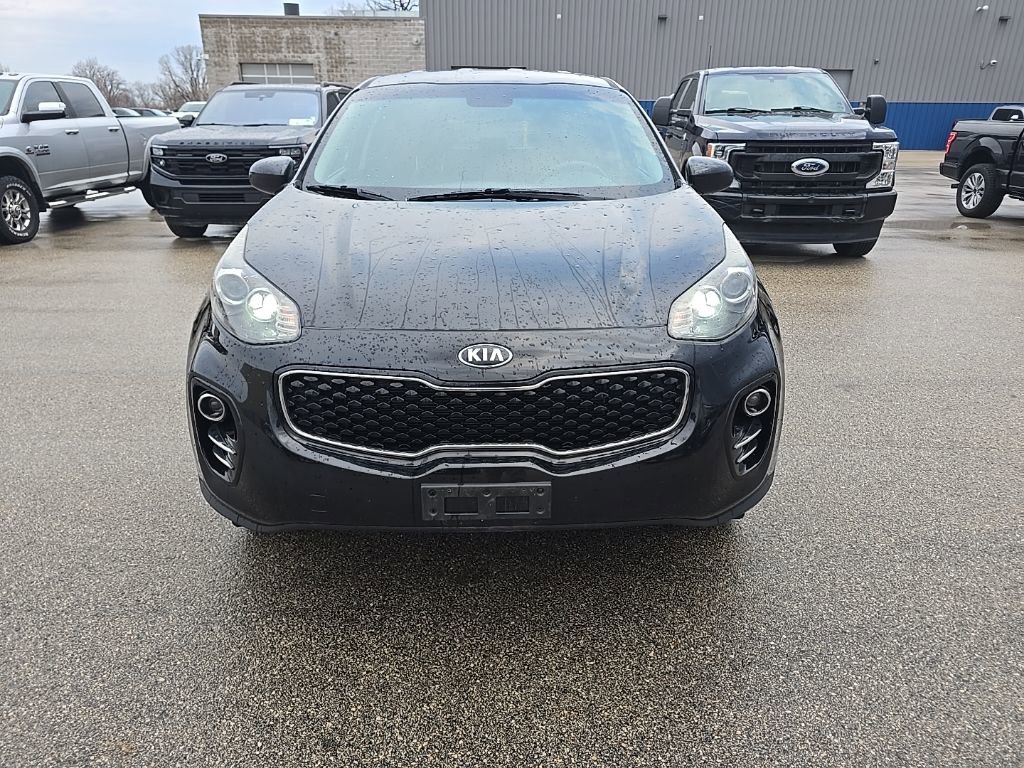 Used 2019 Kia Sportage LX image 2