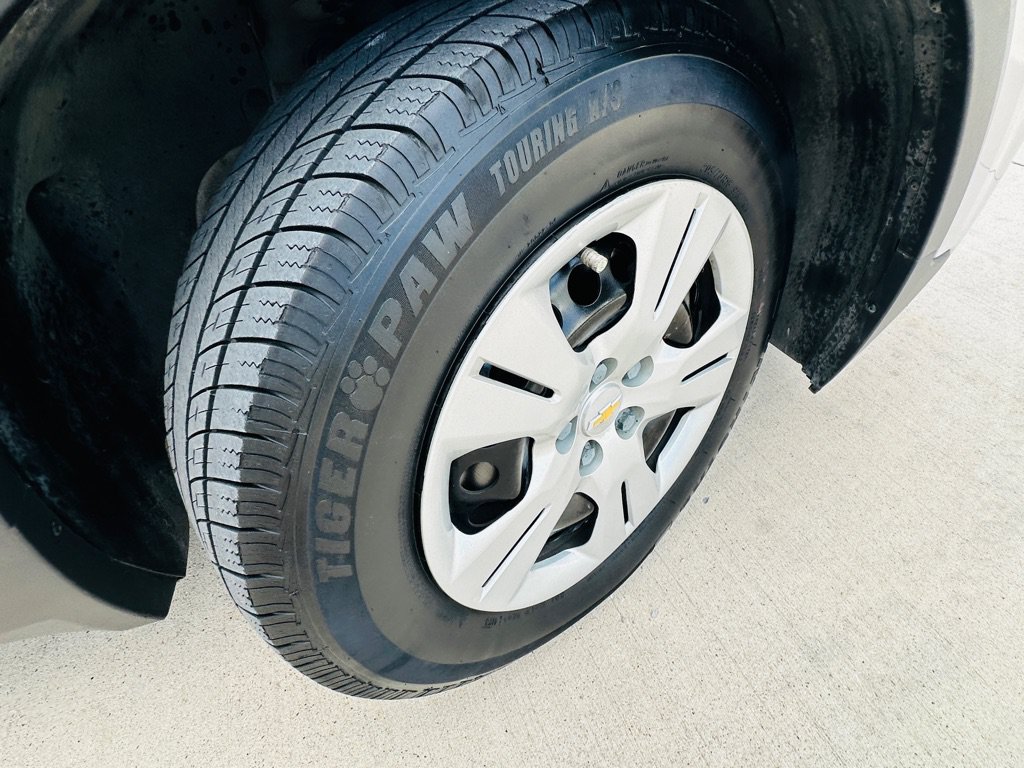Used 2019 Chevrolet Trax LS w/ Tint and Cruise Package FWD image 26