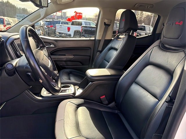 Used 2022 GMC Canyon AT4 image 16