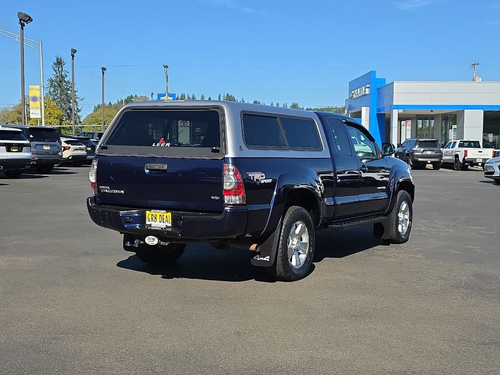 Used 2012 Toyota Tacoma 4x4 Access Cab V6 w/ TRD Sport Pkg image 5