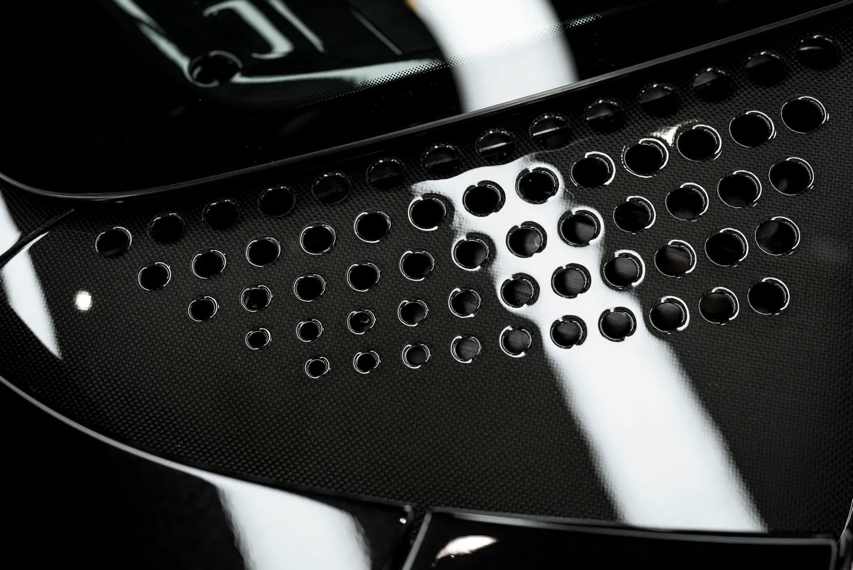 Used 2023 Ferrari SF90 Spider image 36