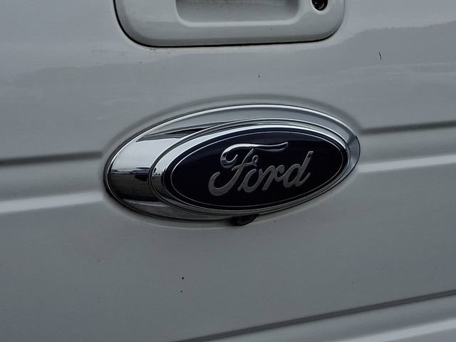 Used 2014 Ford F150 FX4 w/ Equipment Group 402A Luxury AWD/4WD image 32