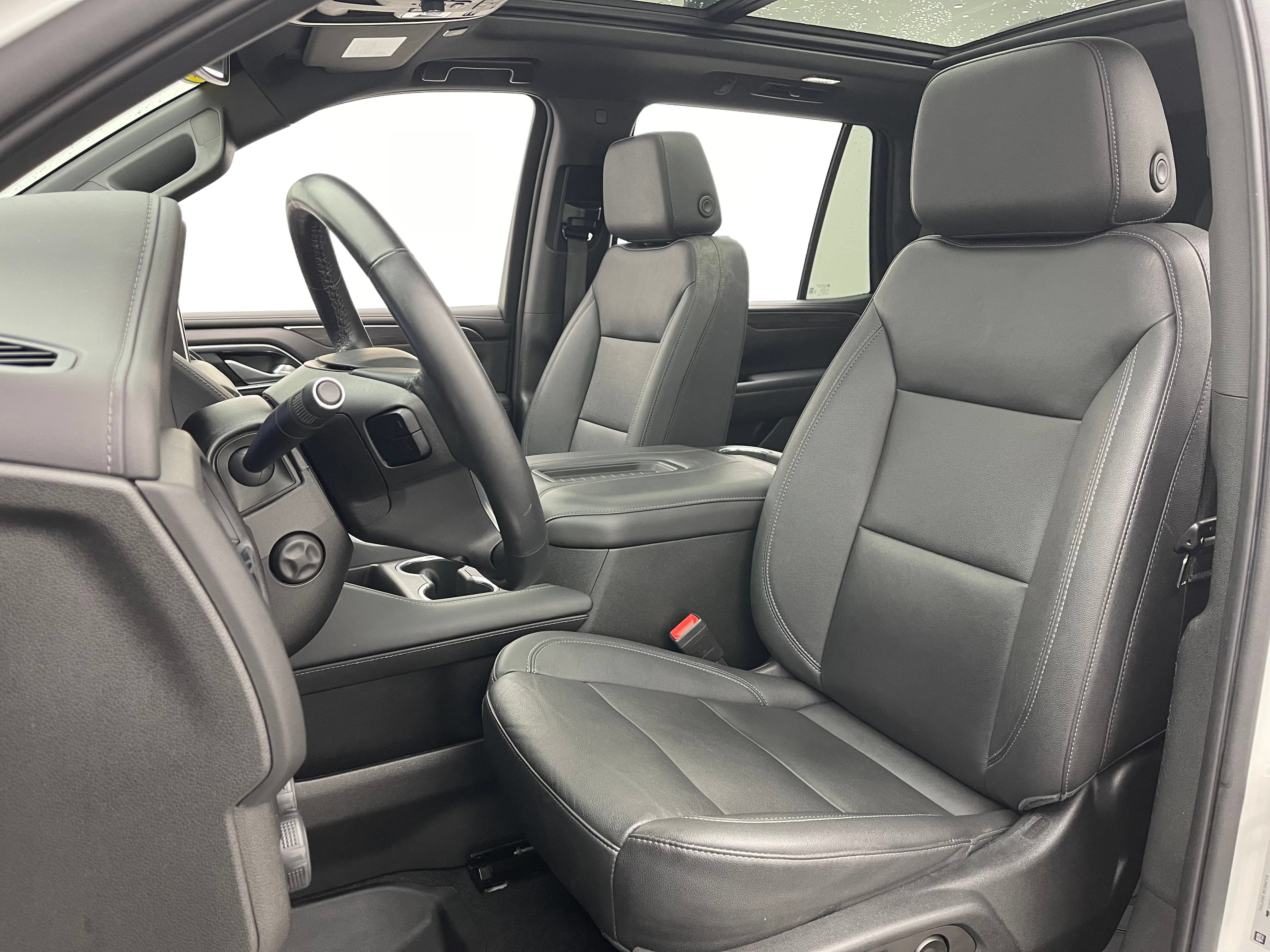 Used 2022 Chevrolet Tahoe Z71 w/ Z71 Off-Road Package AWD/4WD image 21