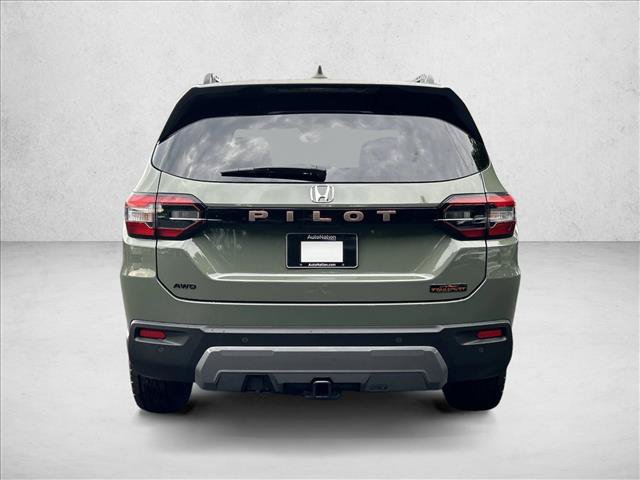 New 2026 Honda Pilot TrailSport image 8