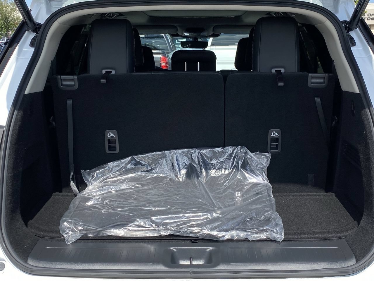 Certified 2026 INFINITI QX60 Luxe w/ Cargo Package FWD image 14