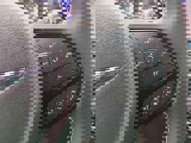 New 2026 Chrysler Pacifica Select w/ S Appearance Package image 25