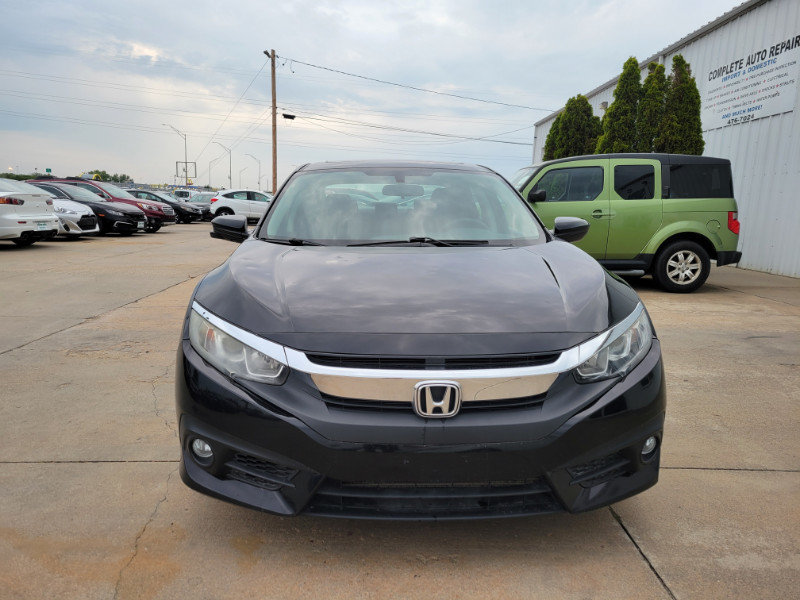 Used 2017 Honda Civic EX-T image 2