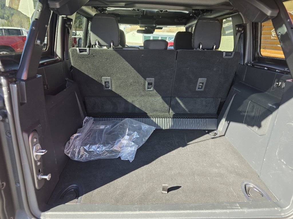 Used 2025 Ford Bronco Big Bend image 9