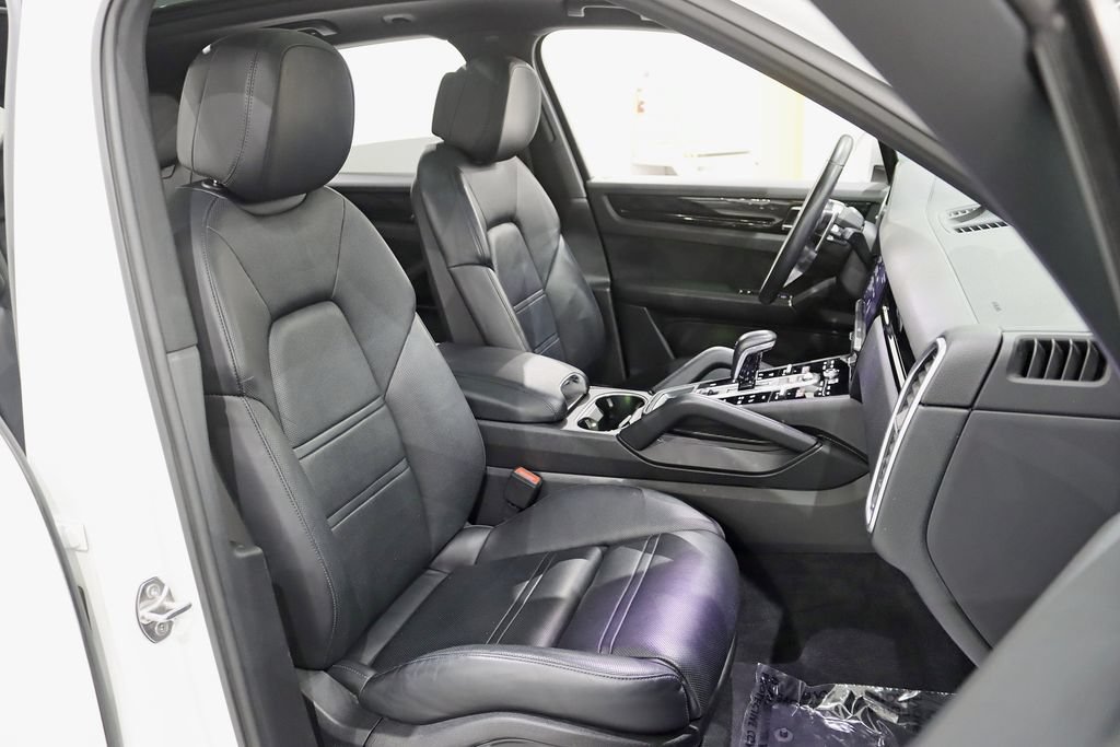 Used 2019 Porsche Cayenne AWD/4WD image 25