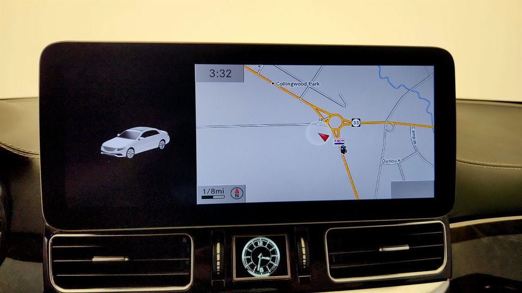 Used 2014 Mercedes-Benz GL 550 4MATIC image 18
