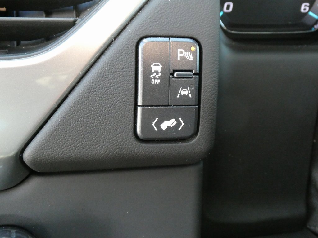 Used 2018 Chevrolet Tahoe LT image 31