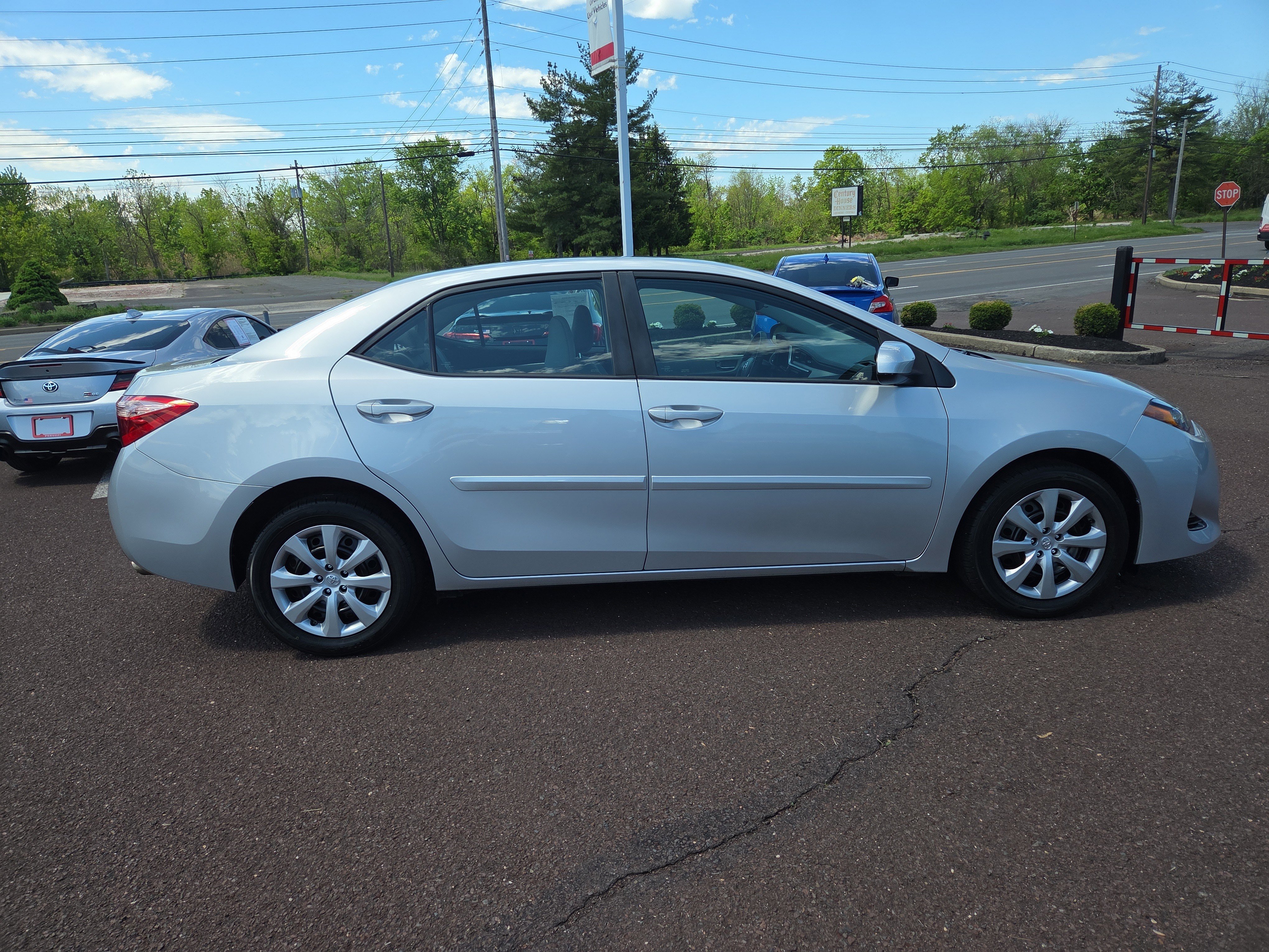 Certified 2019 Toyota Corolla LE w/ Body Protection Package FWD image 2