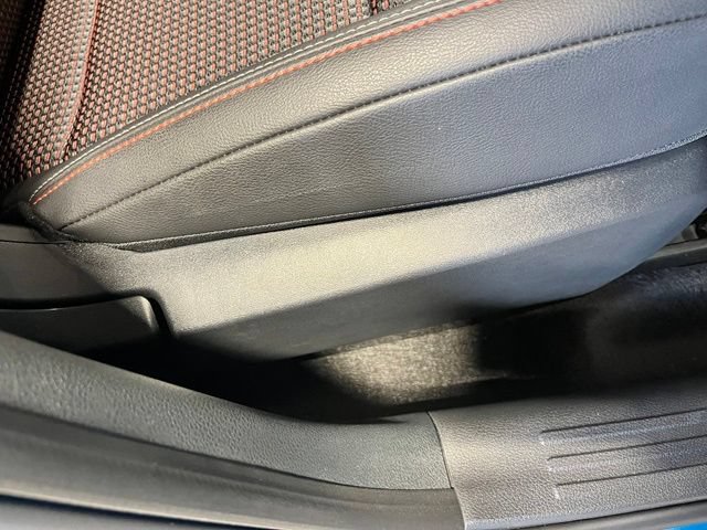 Used 2025 Nissan Kicks SR FWD image 20