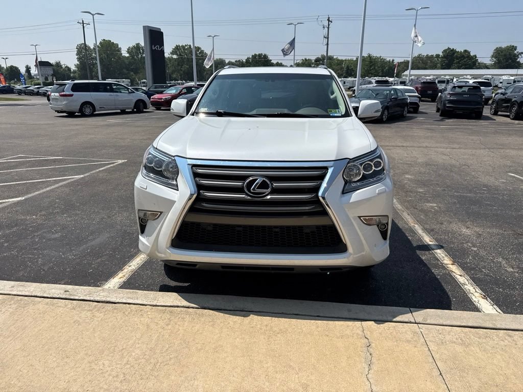 Used 2018 Lexus GX 460 Premium w/ Premium Package AWD/4WD image 2
