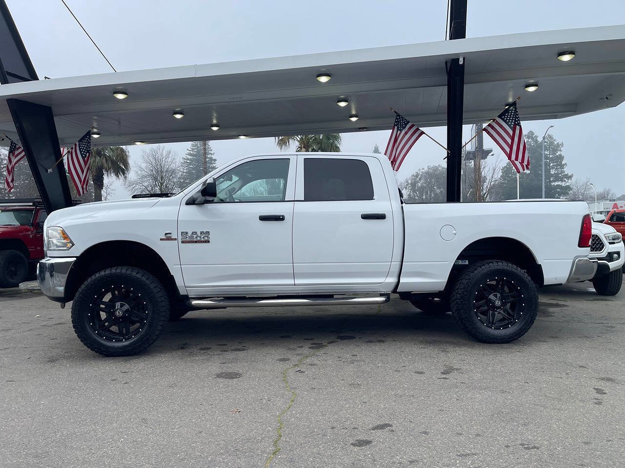 Used 2015 RAM 2500 Tradesman w/ Chrome Appearance Group image 4