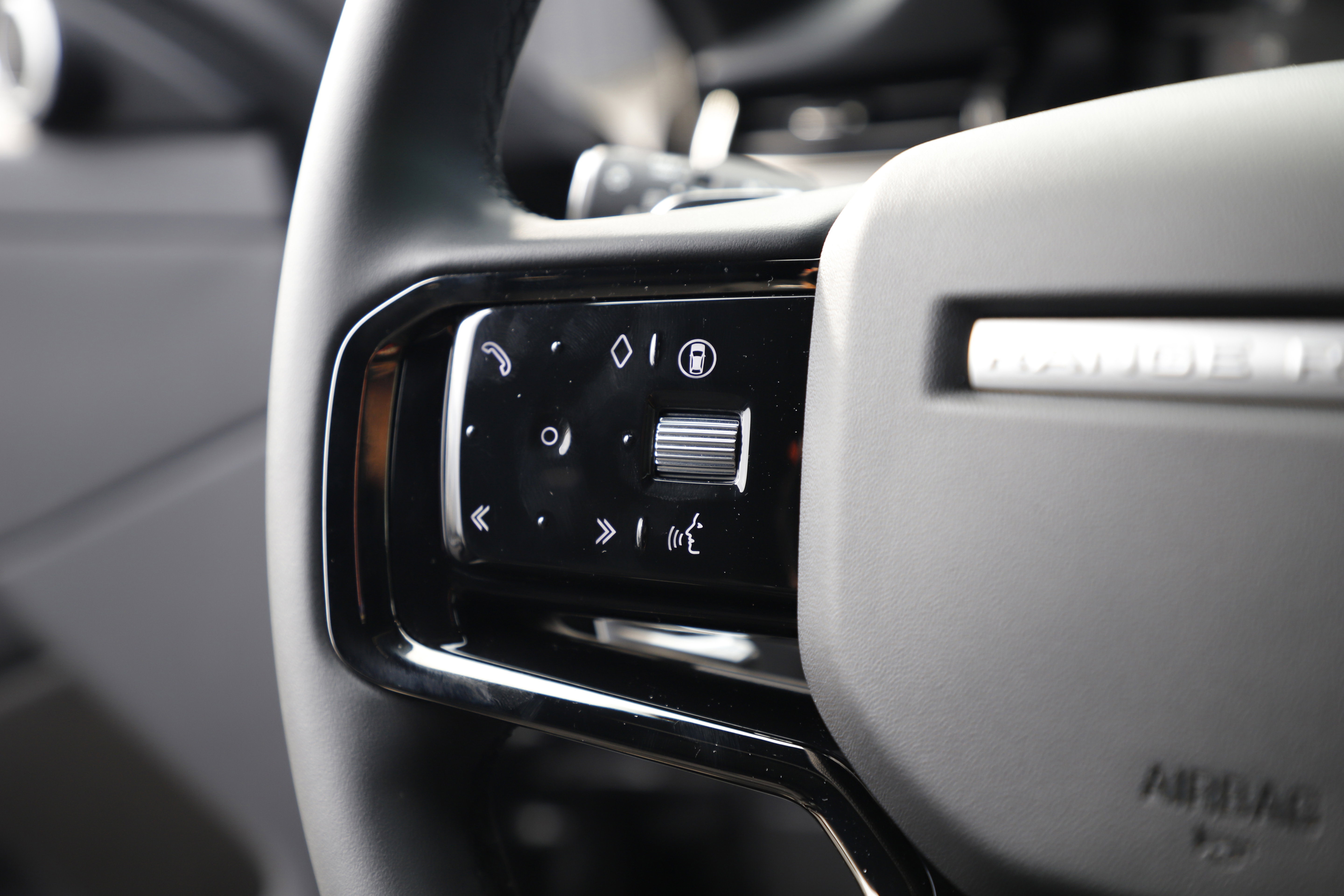 Certified 2026 Land Rover Range Rover Evoque S image 26