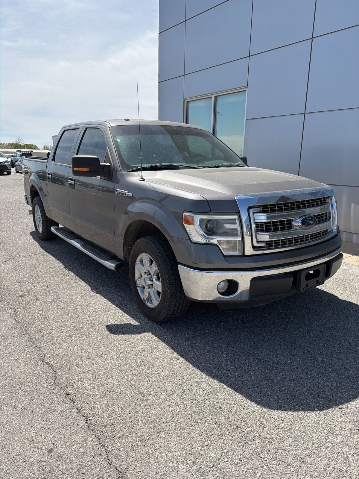 Used 2014 Ford F150 XLT w/ Equipment Group 302A Luxury image 3