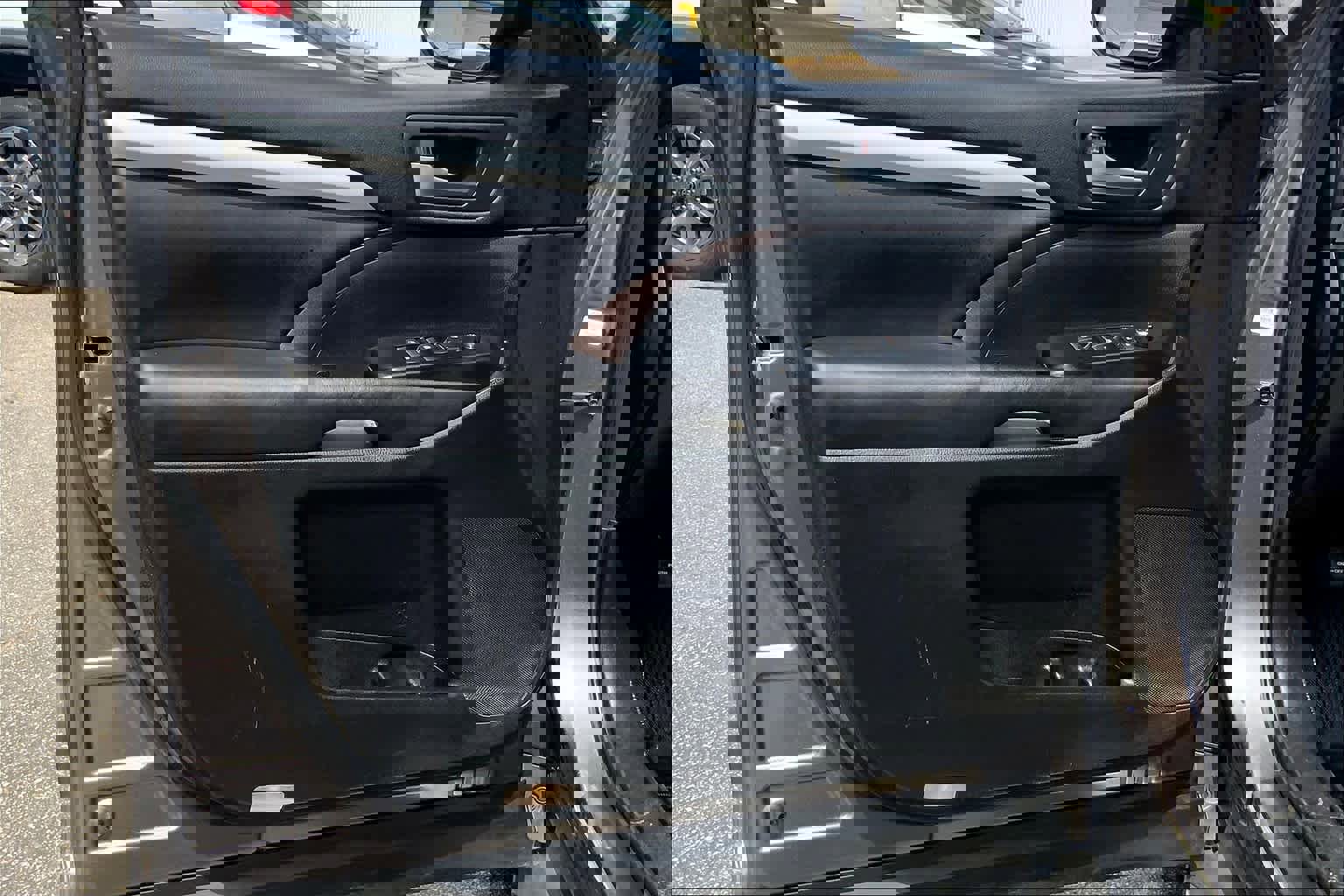 Used 2017 Toyota Highlander XLE image 21