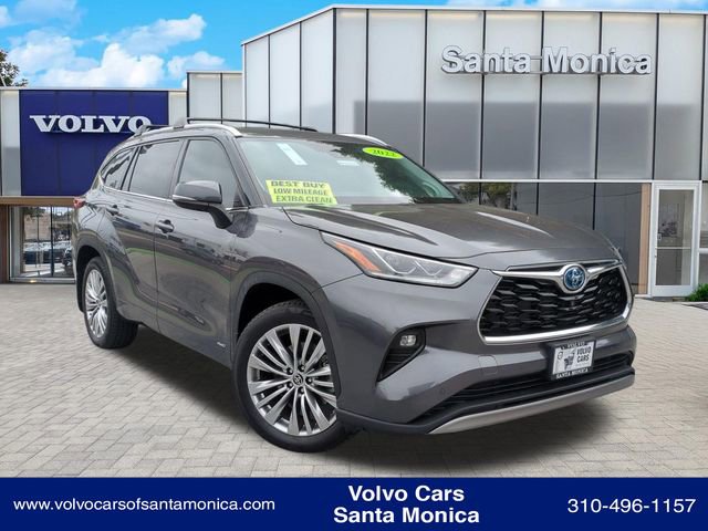 Used 2022 Toyota Highlander Platinum image 1