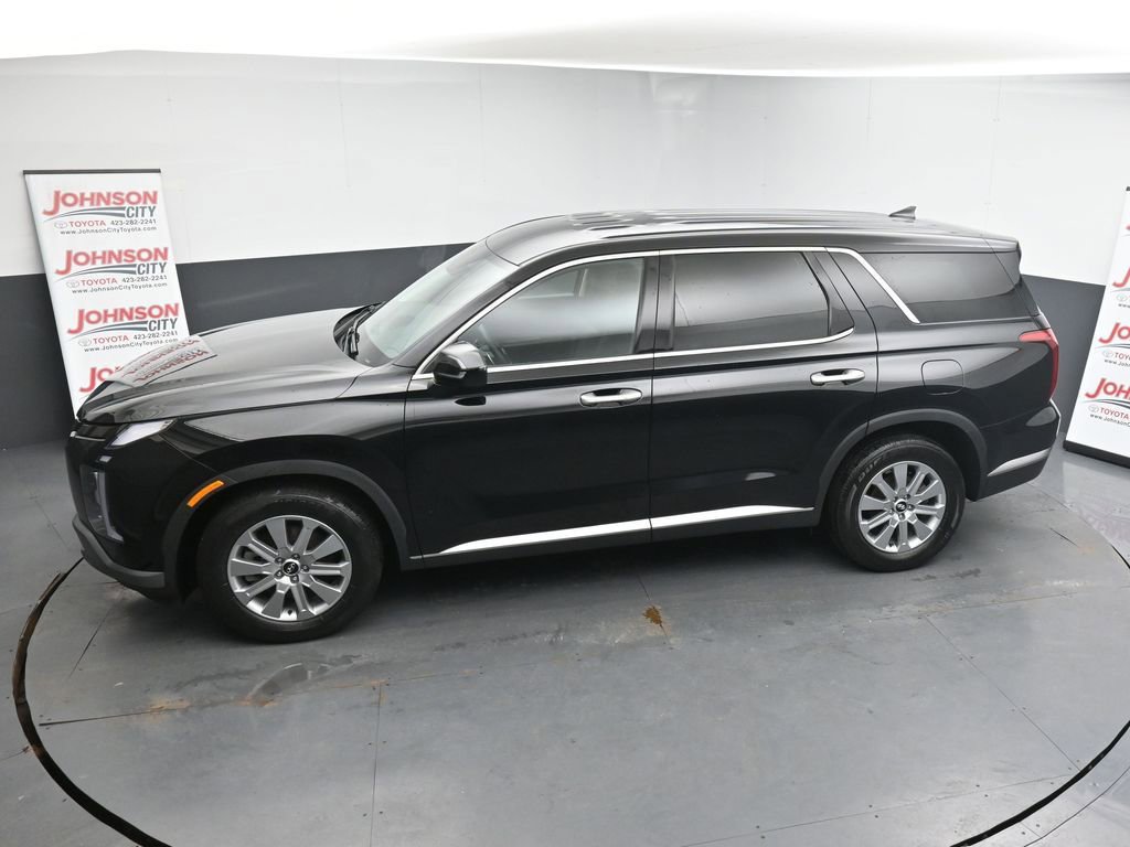 Used 2023 Hyundai Palisade SE w/ Cargo Package image 32