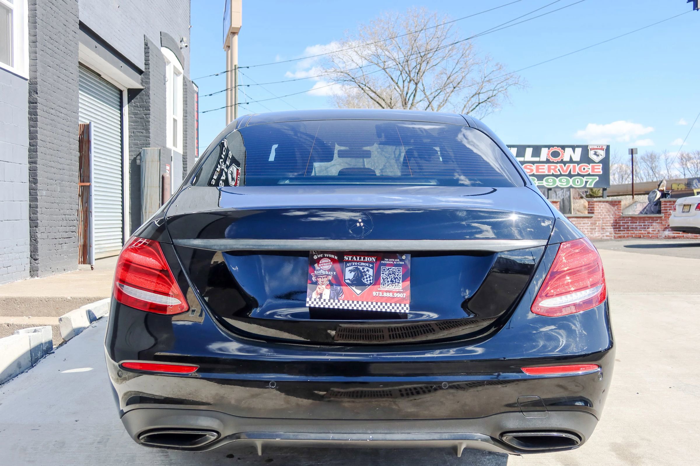 Used 2020 Mercedes-Benz E 350 4MATIC Sedan image 6