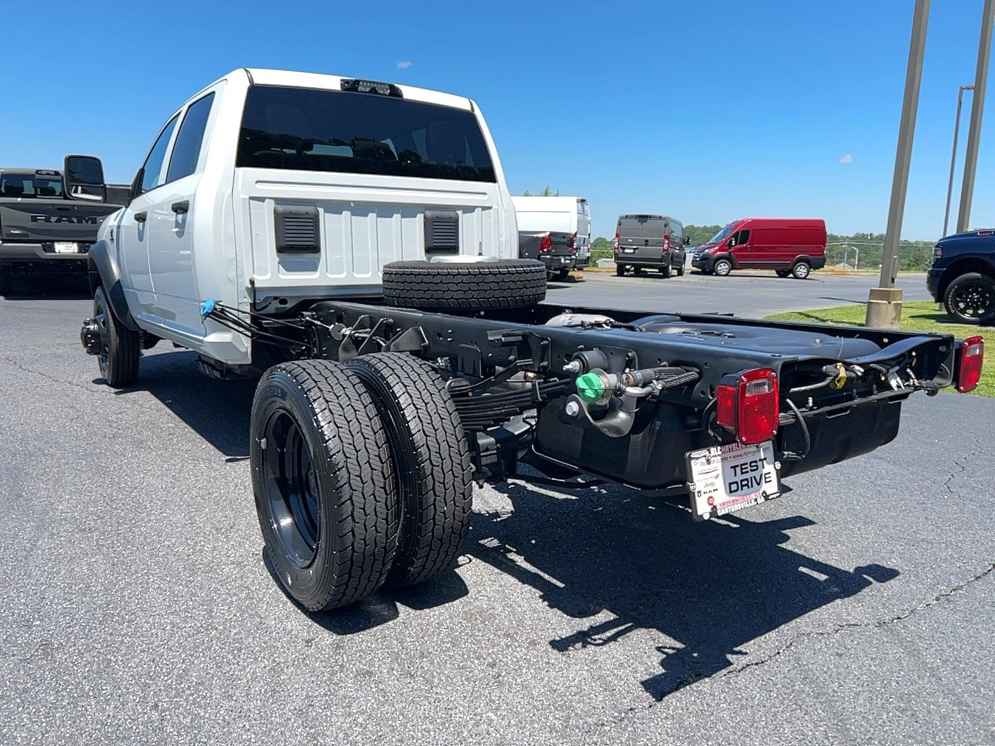 Used 2024 RAM 5500 Tradesman w/ Max Tow Package AWD/4WD image 7