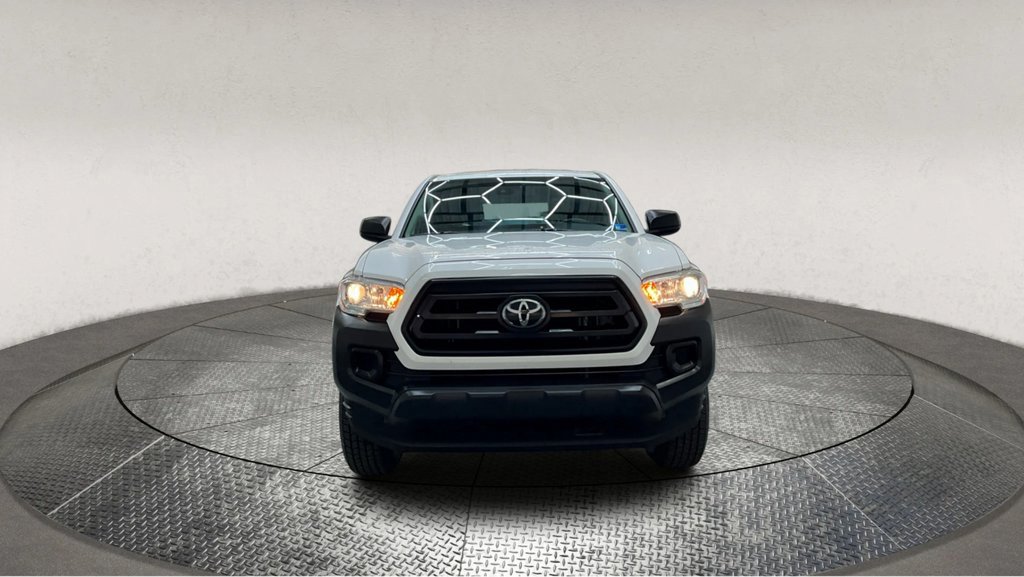 Used 2021 Toyota Tacoma SR image 3