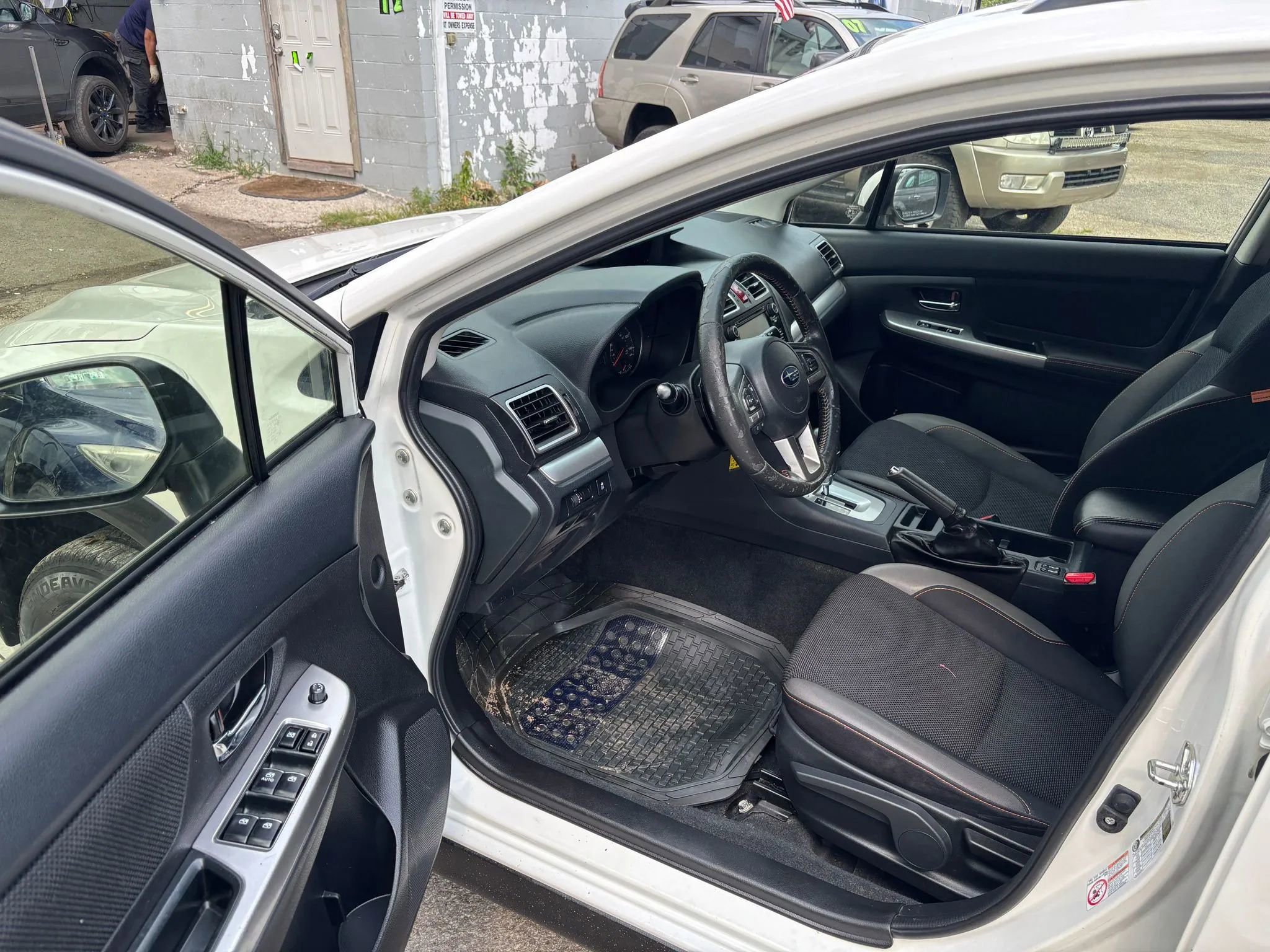 Used 2016 Subaru Crosstrek 2.0i Premium w/ Moonroof Package image 17