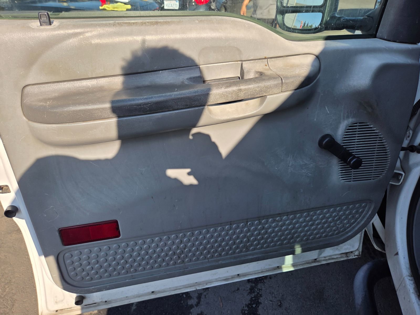 Used 2003 Ford F250 XL image 7